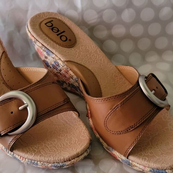 #269 Bolo 👡 Wedged silver buckle sandals,sze. 10 - Picture 2 of 9